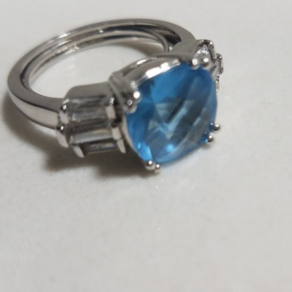 Sterling NV Topaz Ring November Birthstone - Picture 3 of 13